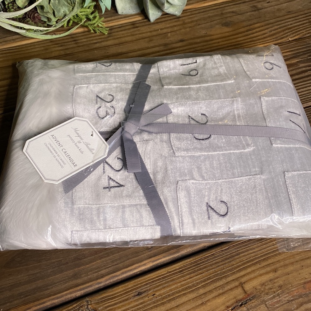 Pottery Barn Kids X Monique Lhuillier Collaboration Faux Fur Advent Calendar - Picture 13 of 15